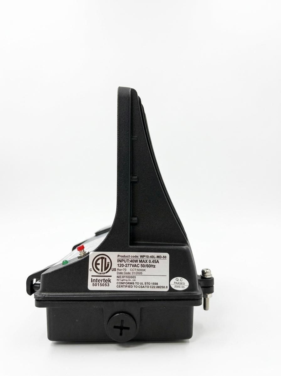 E2-WP-F-WP10-40W-50K-M-P-E-BK-2